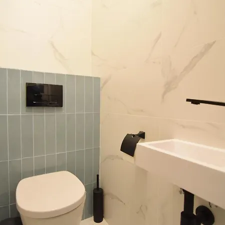 Beautiful In Old Appartement *