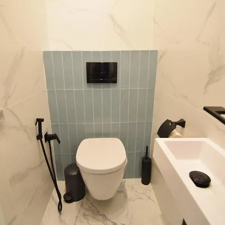 Beautiful In Old Appartement *