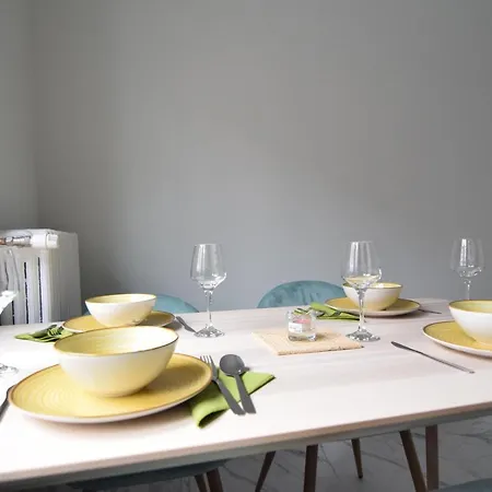 Beautiful In Old Appartement