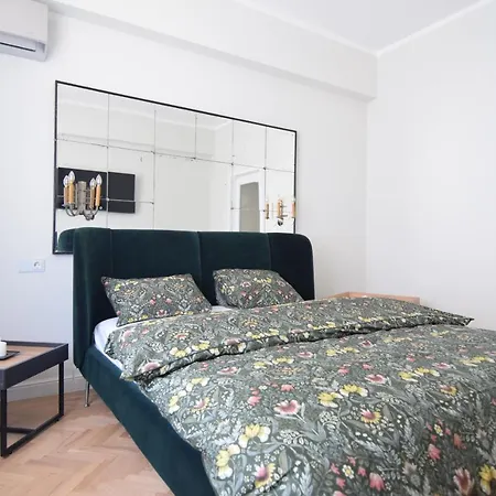 Appartement Beautiful In Old