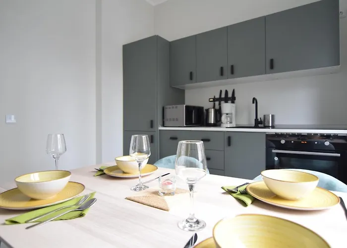 Beautiful In Old * Bukurešť