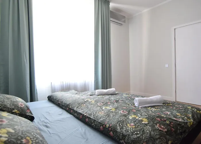 Beautiful In Old Apartman