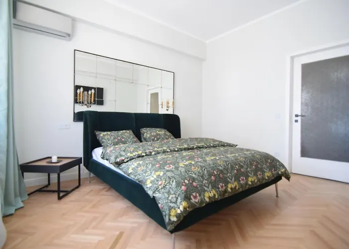 Apartman Beautiful In Old *